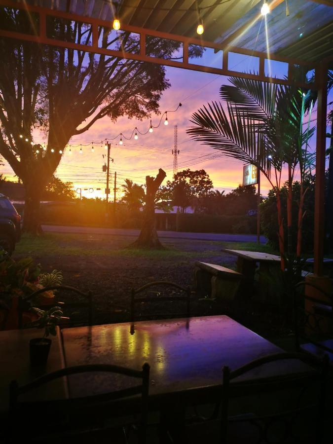 Hotel Vale'S Chiles  ภายนอก รูปภาพ