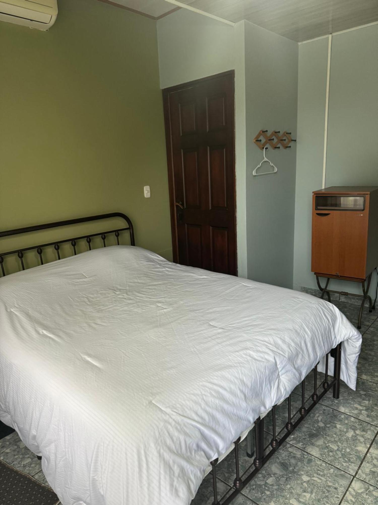 Hotel Vale'S Chiles  ภายนอก รูปภาพ